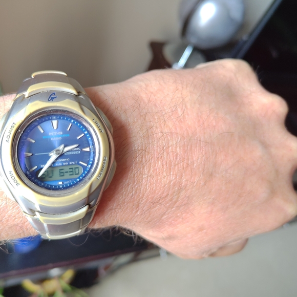 Casio Other - Vintage Casio G-Shock MTG 520 Digital Analog 200m diver Up to 7 inch wrist